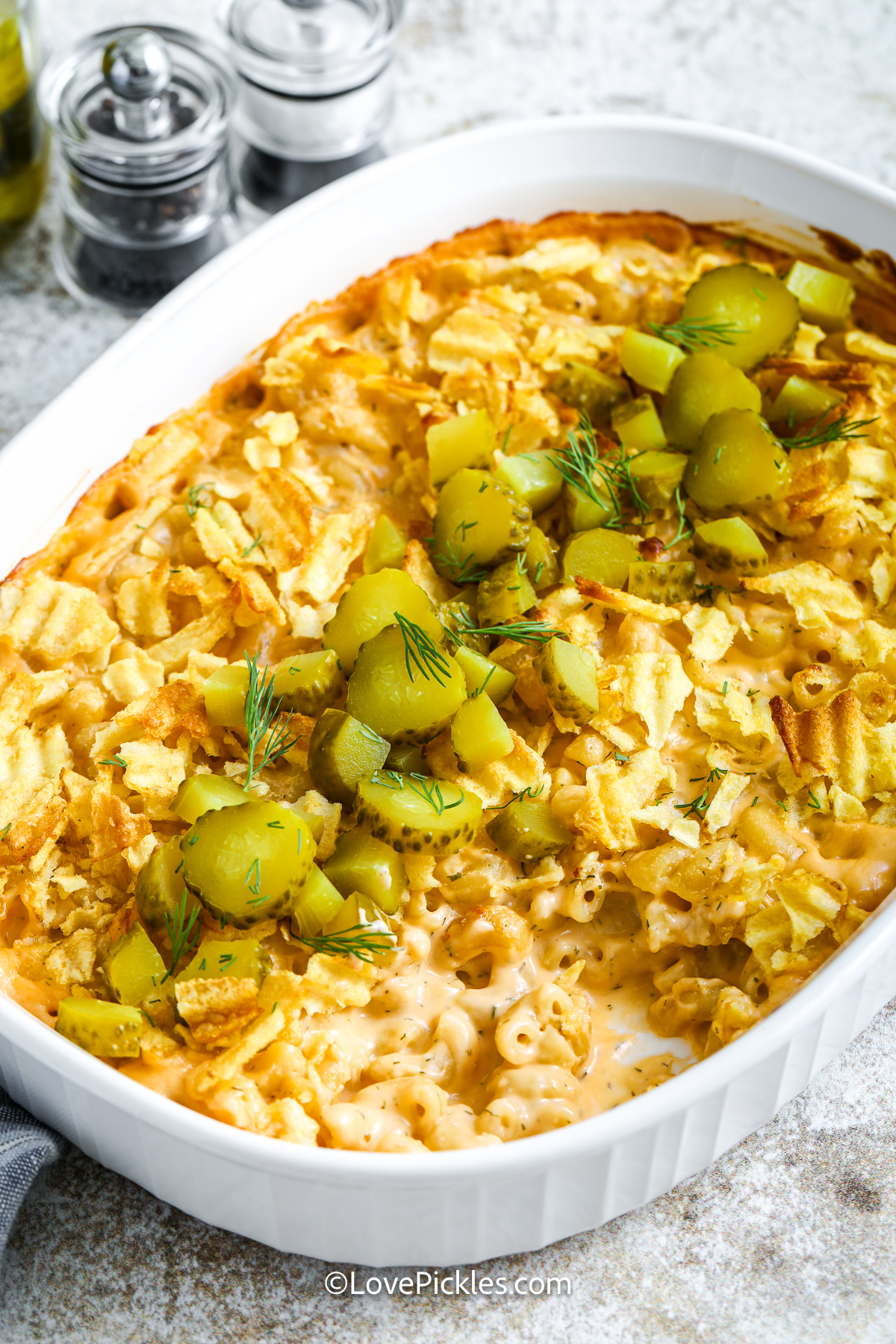 dill pickle mac and cheese